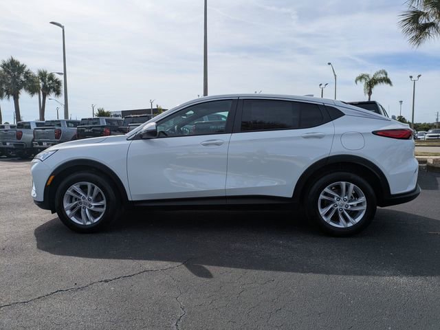 New 2026 Summit White Buick Preferred image 7