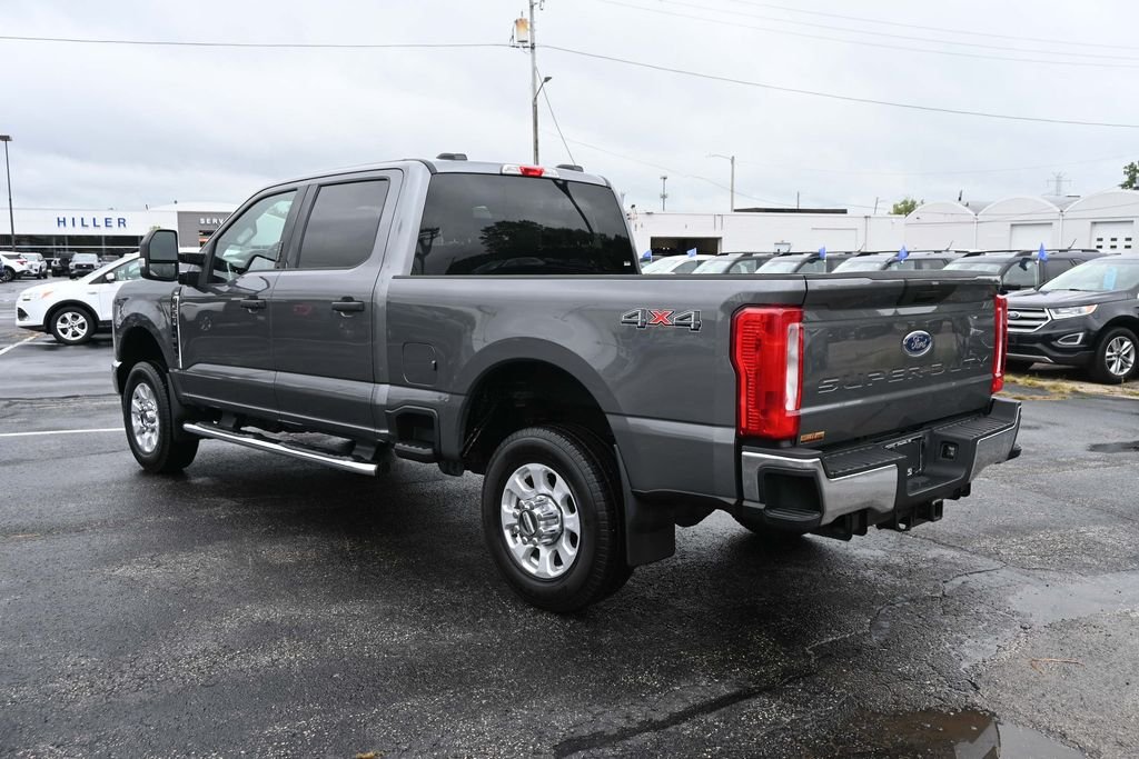 Used 2024 Gray Ford XLT image 11