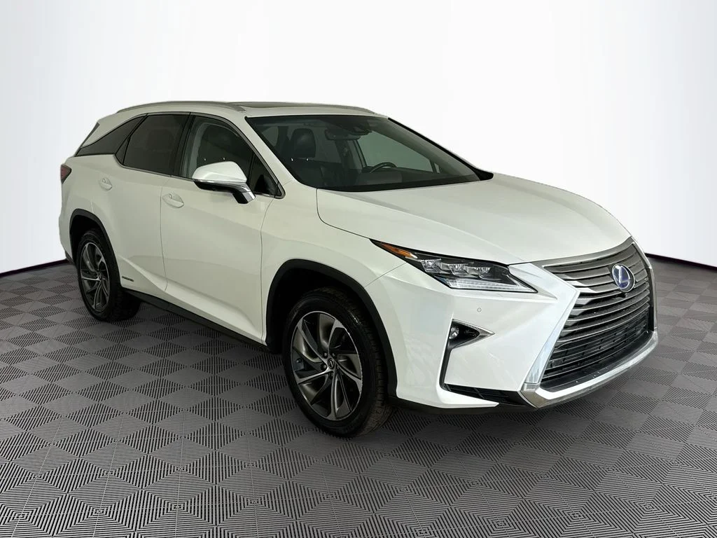 Used 2018 White Lexus 450hL Luxury image 4