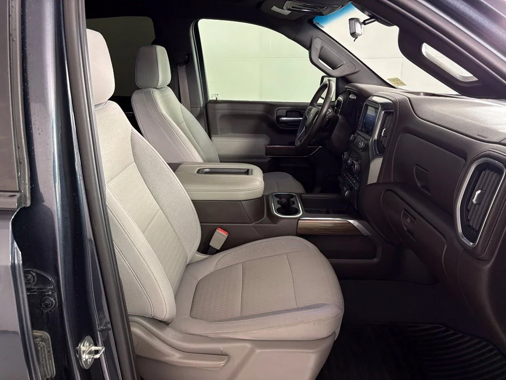 Used 2021 Gray Chevrolet RST image 48