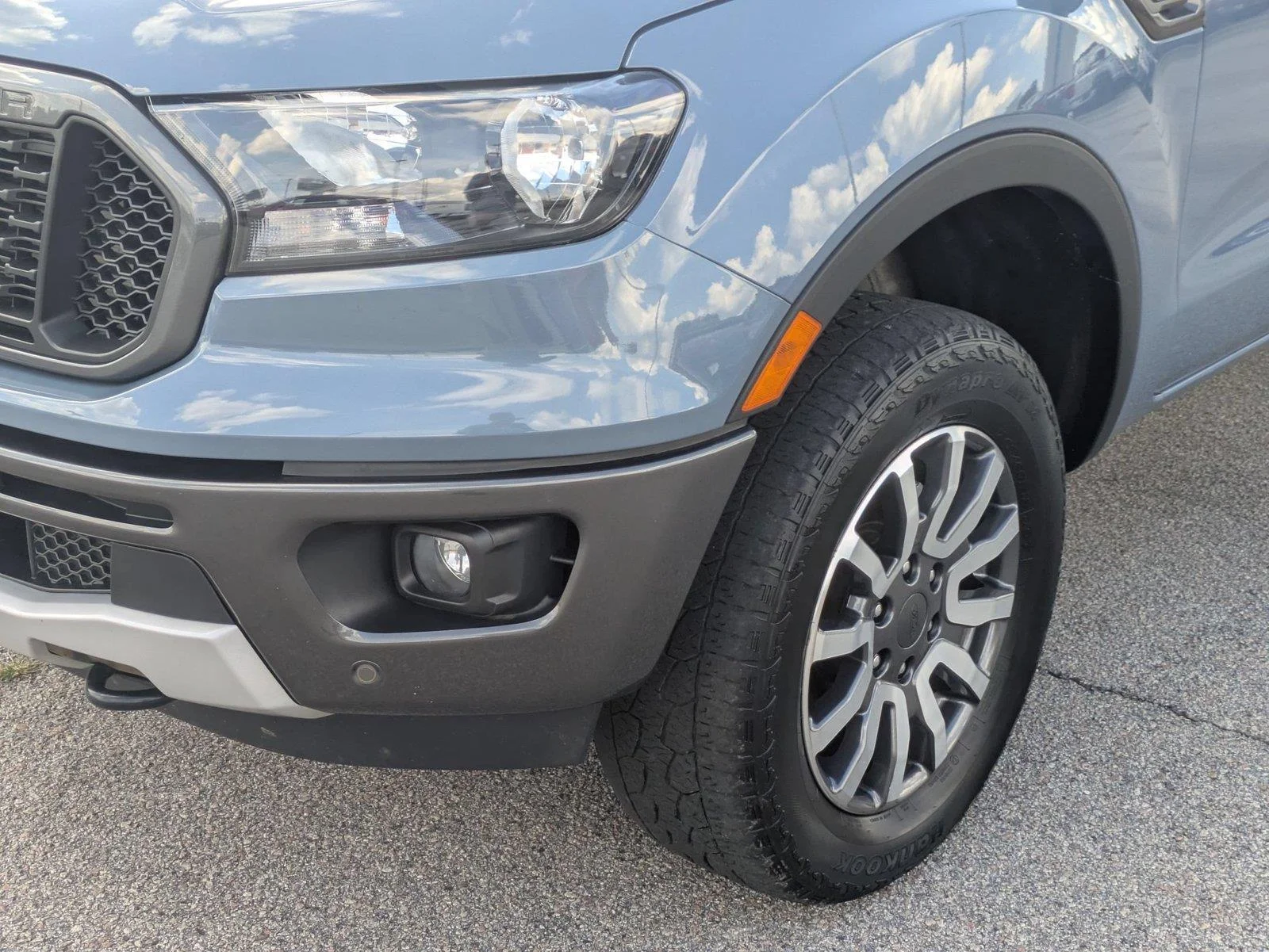 Used 2023 Azure Gray Metallic Tri-Coat Ford XLT image 9