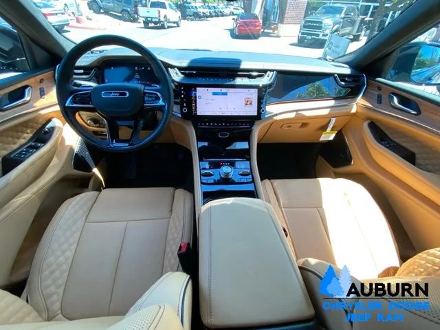 New 2026 Fathom Blue Pearl-Coat Exterior Paint Jeep Summit image 28