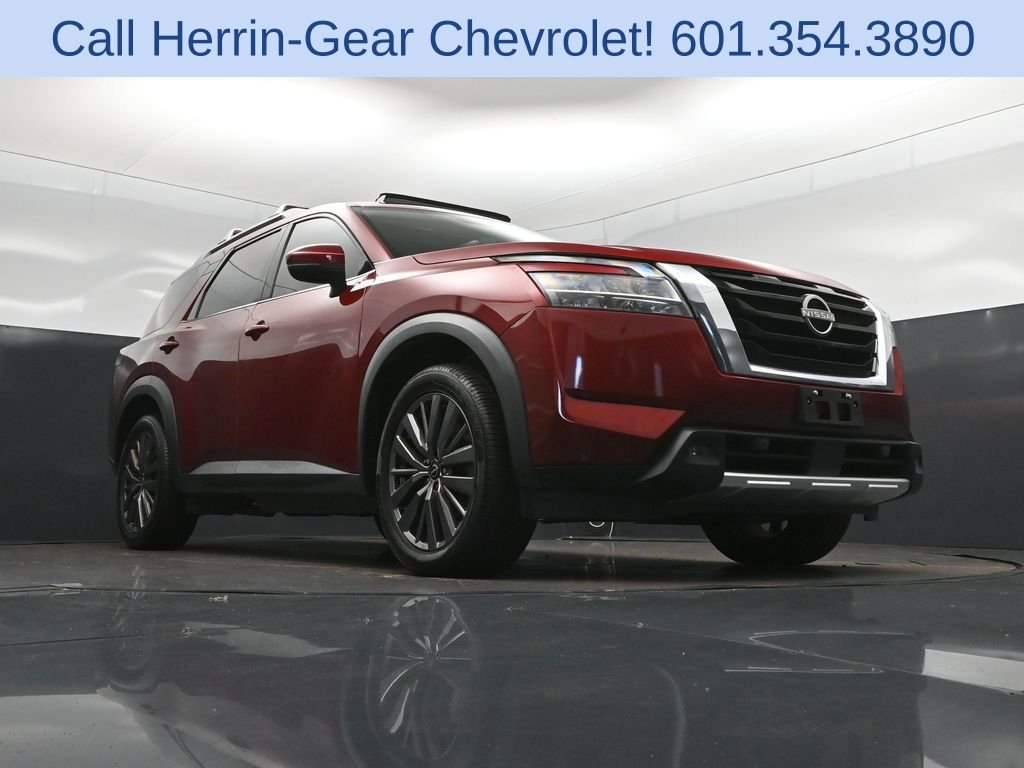 Used 2023 Red Nissan SL image 45
