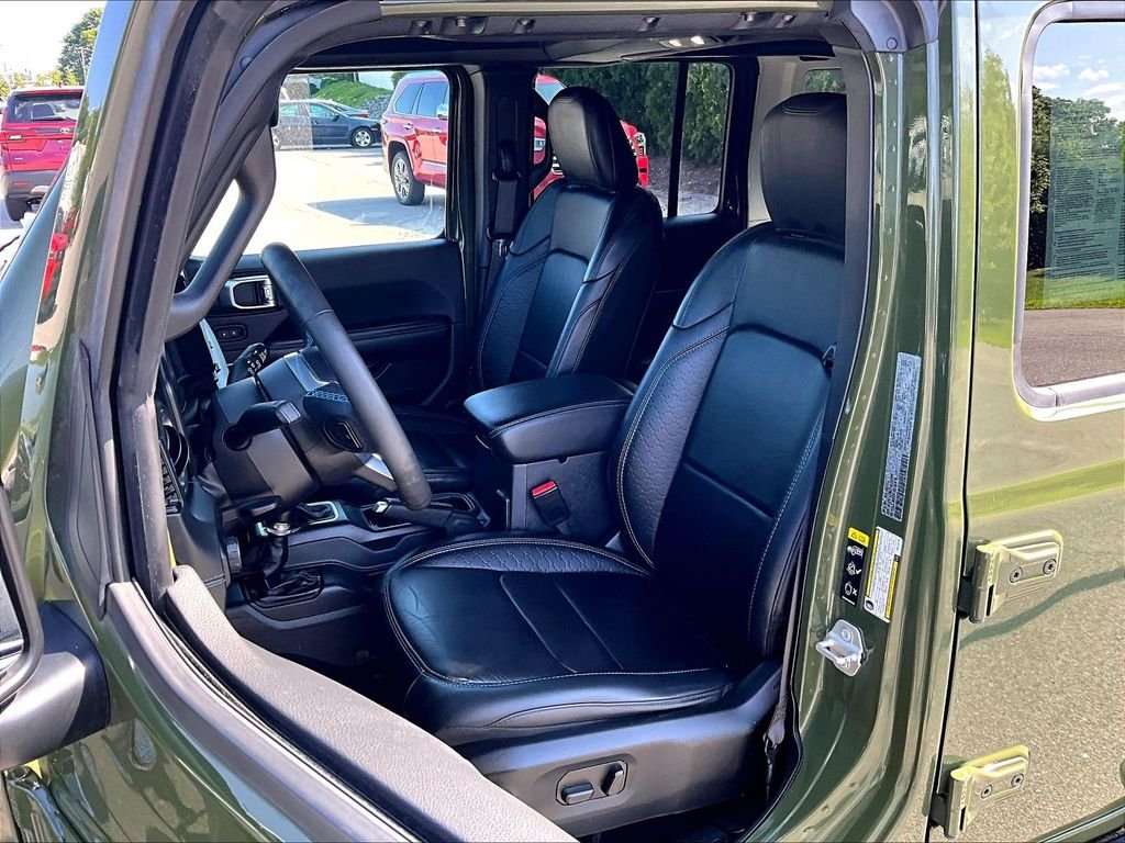 Used 2024 Green Jeep High Altitude 4xe image 10
