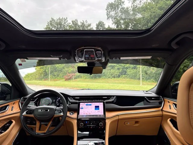 Used 2023 Red Jeep Summit Reserve image 14