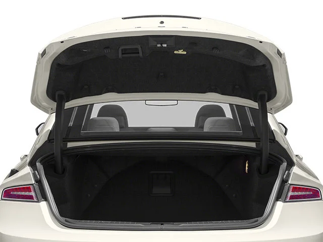 Used 2013 Bordeaux Lincoln  image 12