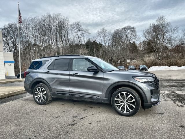 2025 Ford Explorer ST-LINE - Photo 12
