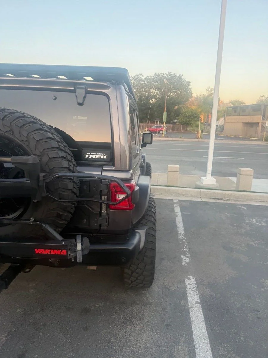 Used 2018 Gray Jeep Unlimited Rubicon image 6