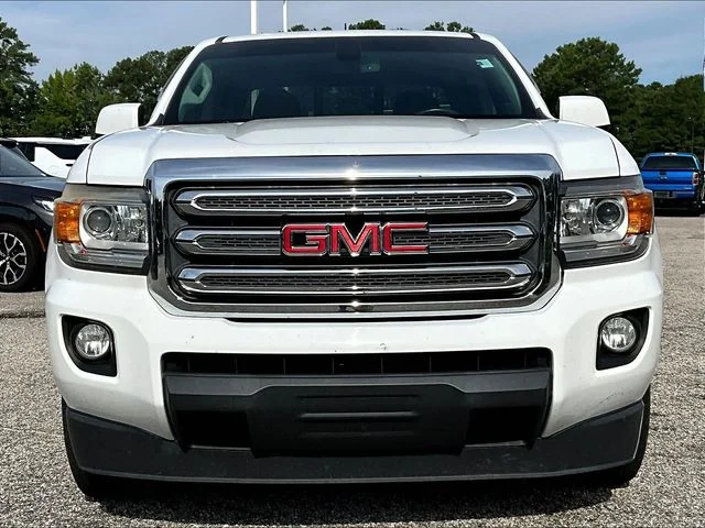 Used 2016 White GMC SLE1 image 2