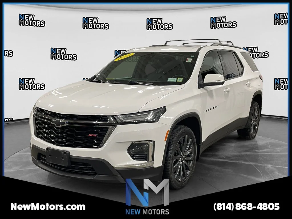 Used 2023 Summit White Chevrolet RS image 1
