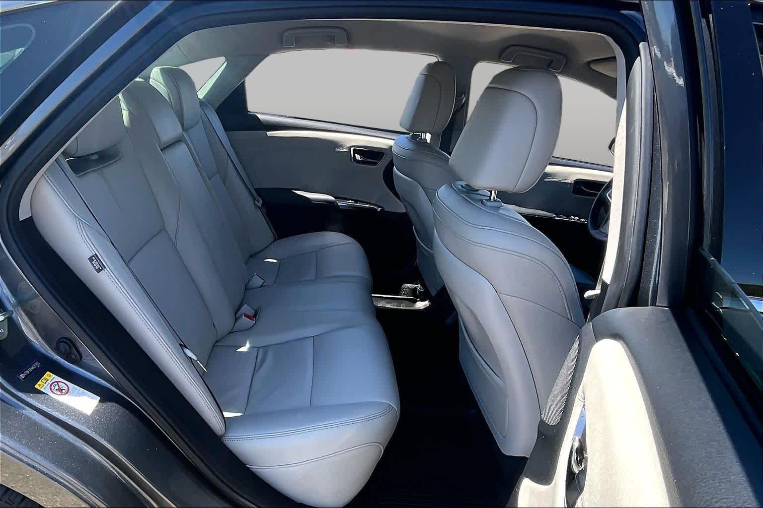 Used 2017 Magnetic Gray Metallic Toyota XLE image 19