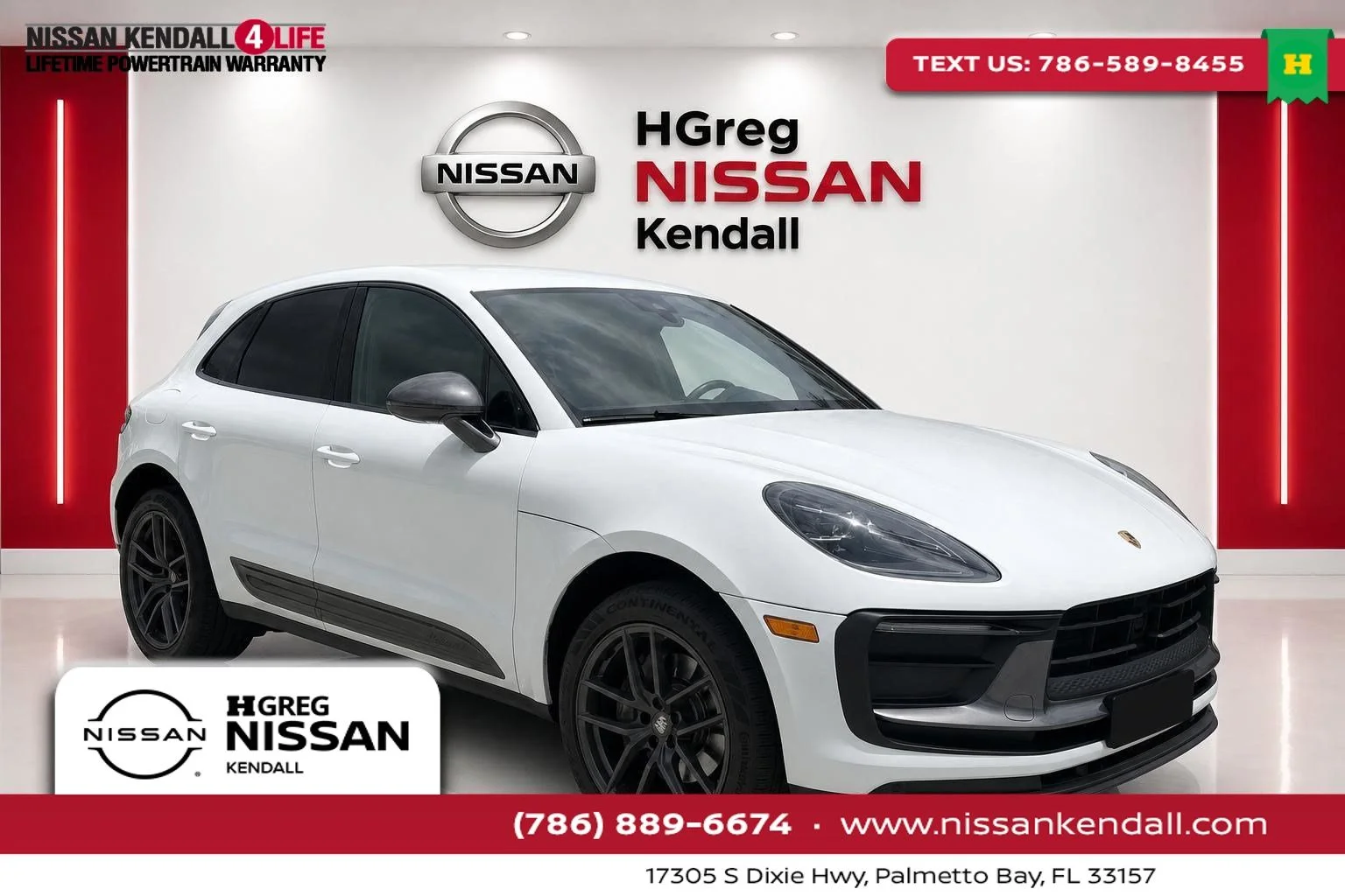 2023 Porsche Macan T's photo