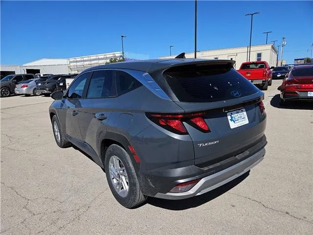 New 2025 Ecotronic Gray Hyundai SE image 3