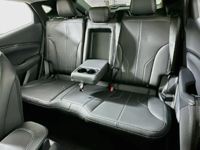 New 2026 White Ford Select image 11