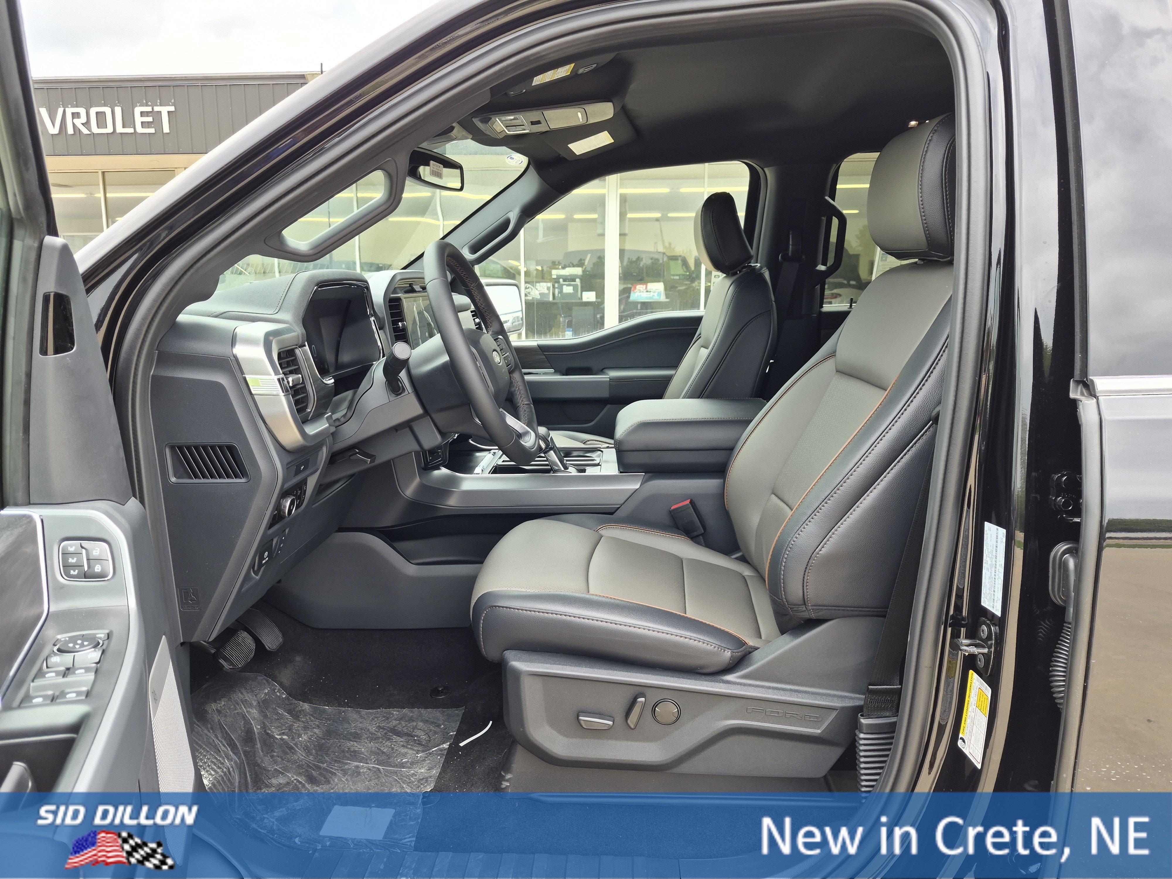 New 2026 Agate Black Metallic Ford Lariat® image 3