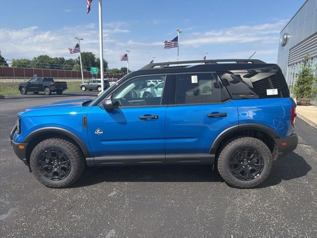 New 2026 Velocity Blue Metallic Ford Outer Banks® image 31