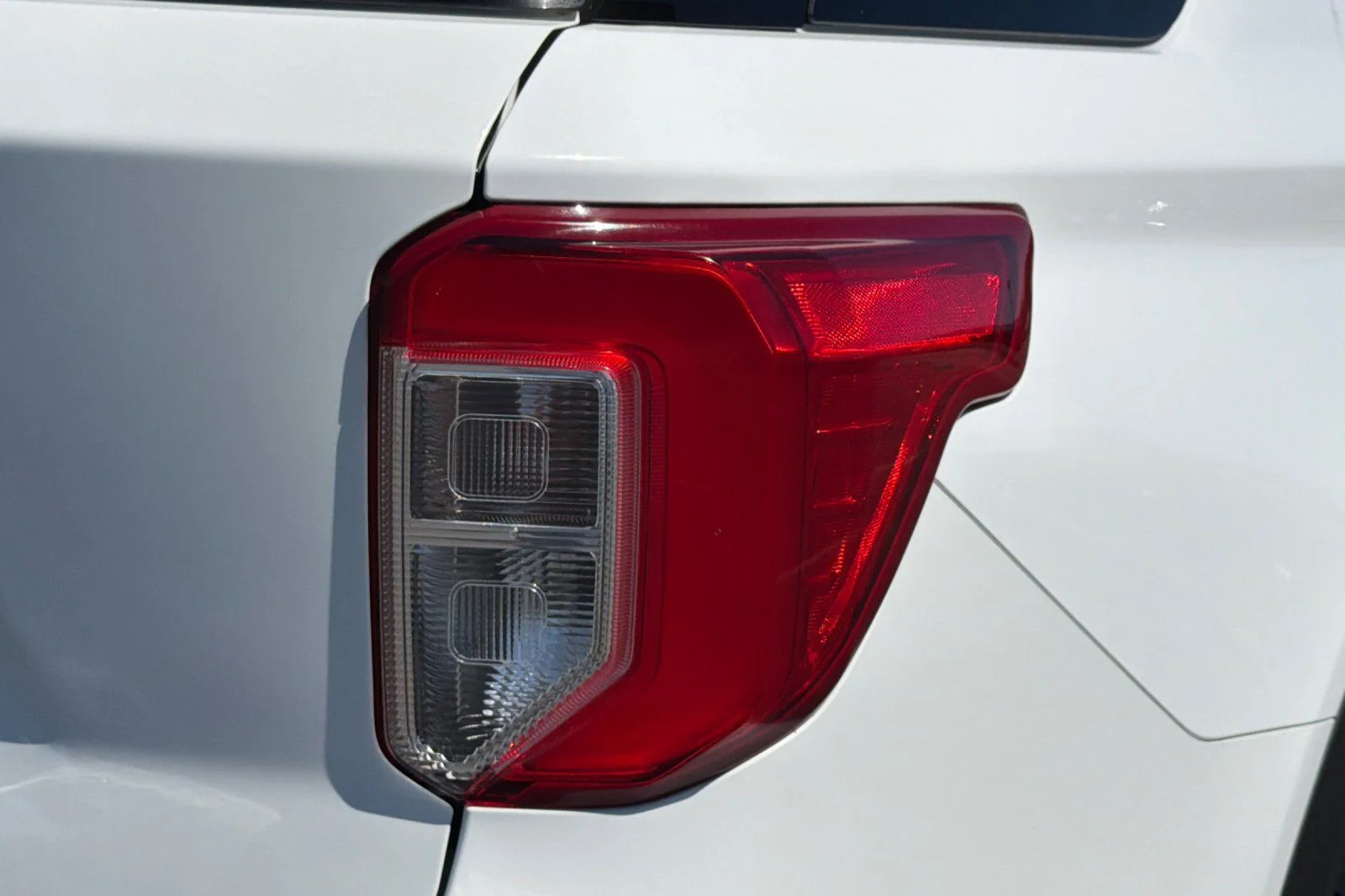 Used 2020 White Ford XLT image 43