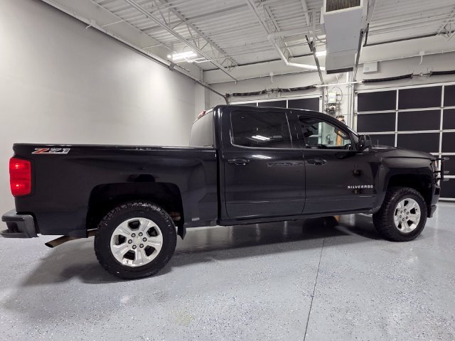 Used 2017 Black Chevrolet LT image 13