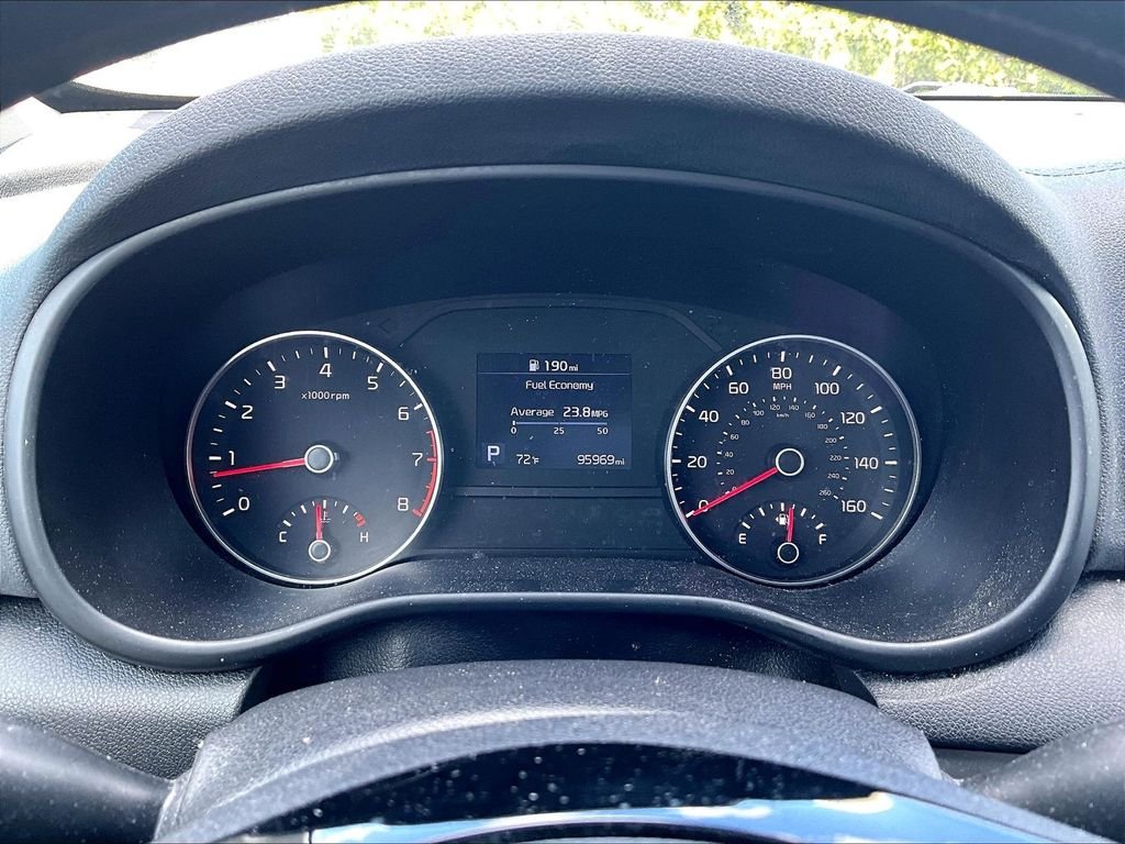 Used 2020 Red Kia LX image 25