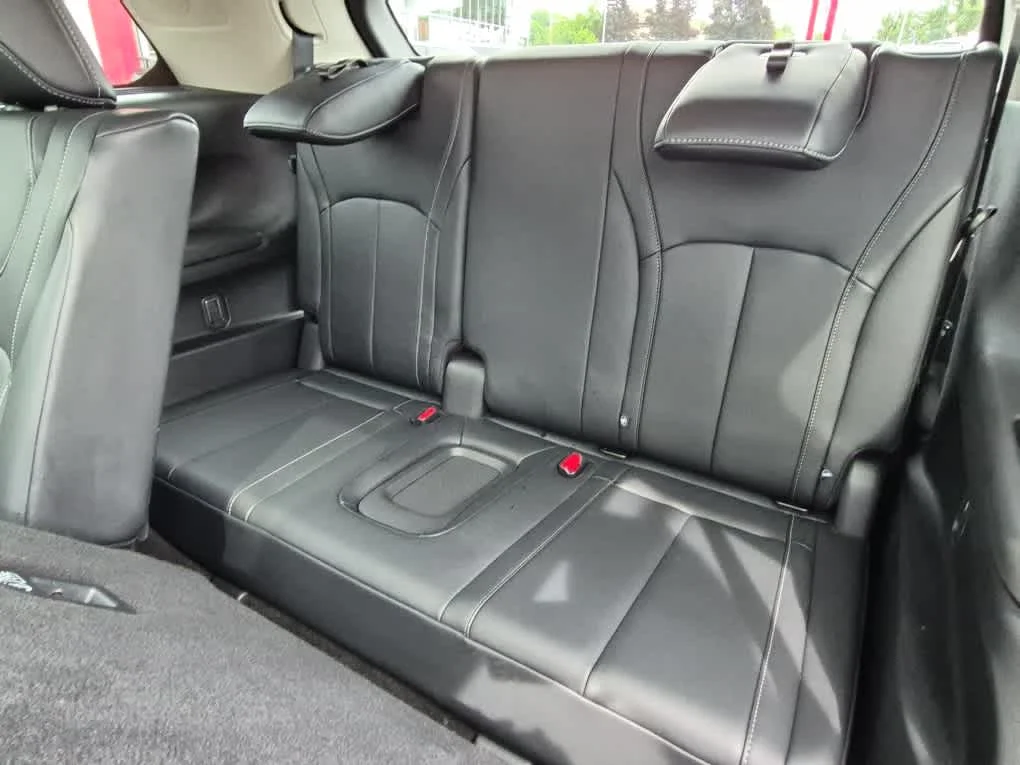 Used 2023 Warm Titanium INFINITI LUXE image 7