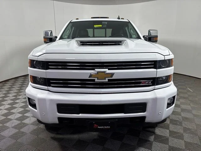 Used 2019 Chevrolet Silverado 2500HD LTZ with VIN 1GC1KTEYXKF197919 for sale in Shakopee, Minnesota
