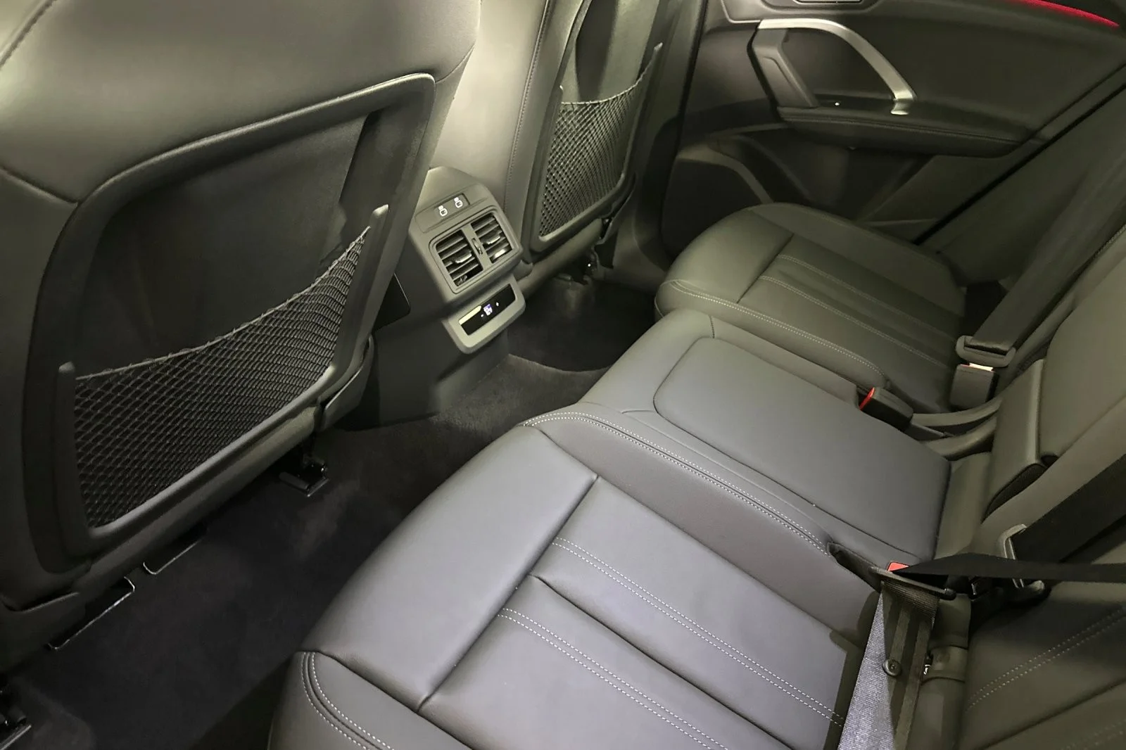 New 2026 Glacier White Metallic Audi Premium 2.0 TFSI quattro image 11