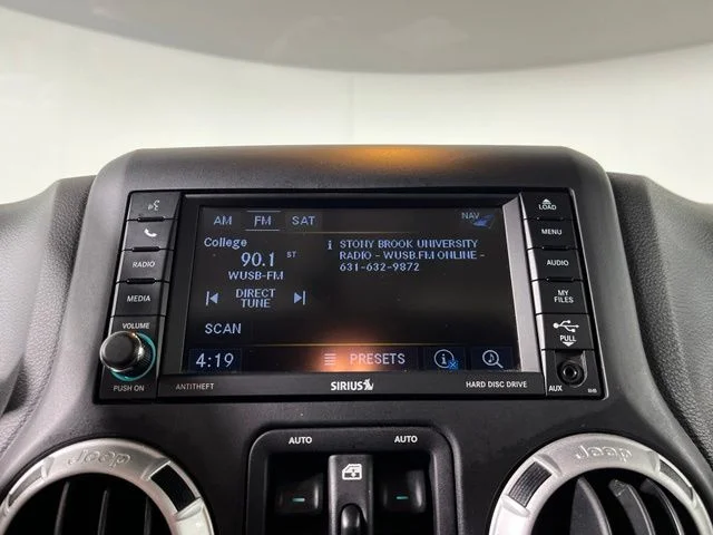 Used 2016 Black Jeep Unlimited Rubicon image 27