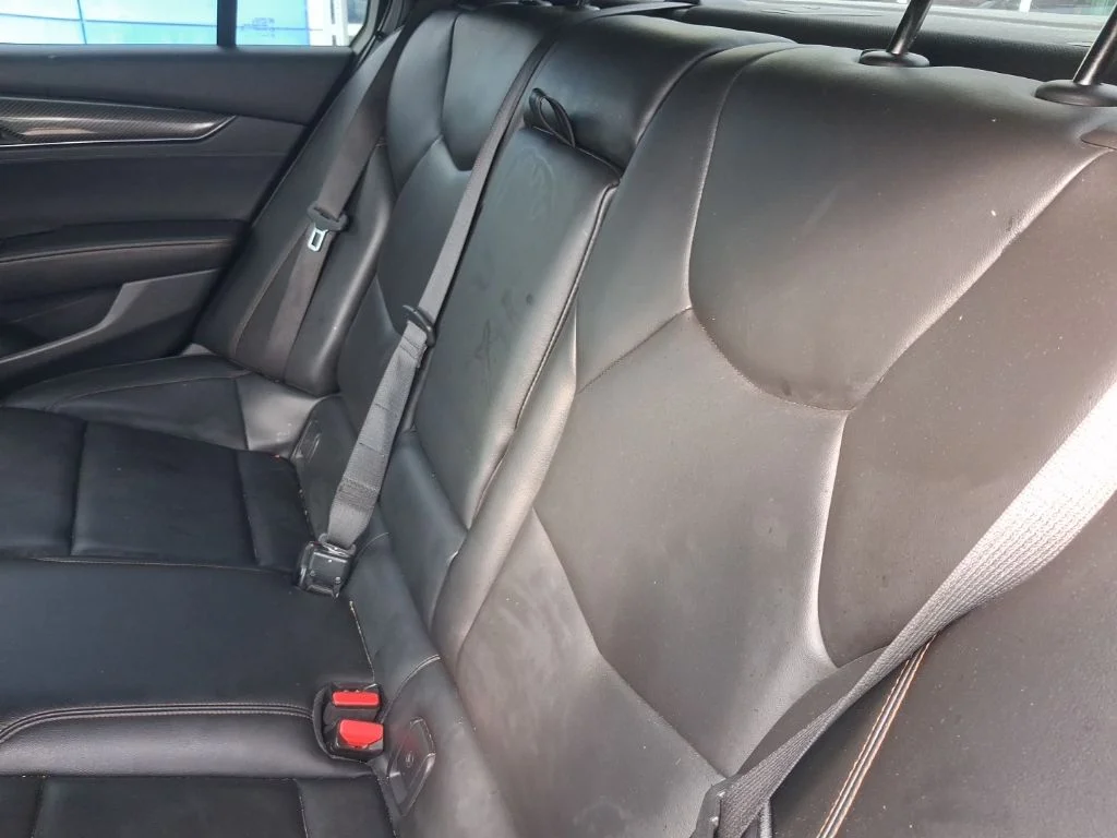 Used 2023 Silver Cadillac V-Series image 23