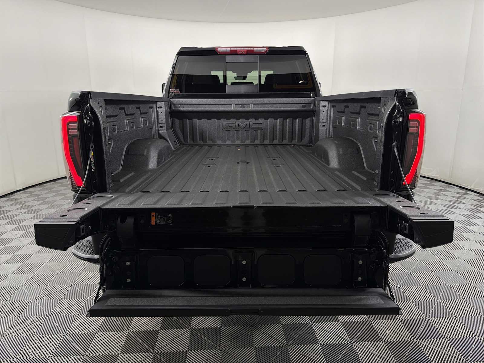 2026 GMC Sierra 2500HD AT4 - Photo 16