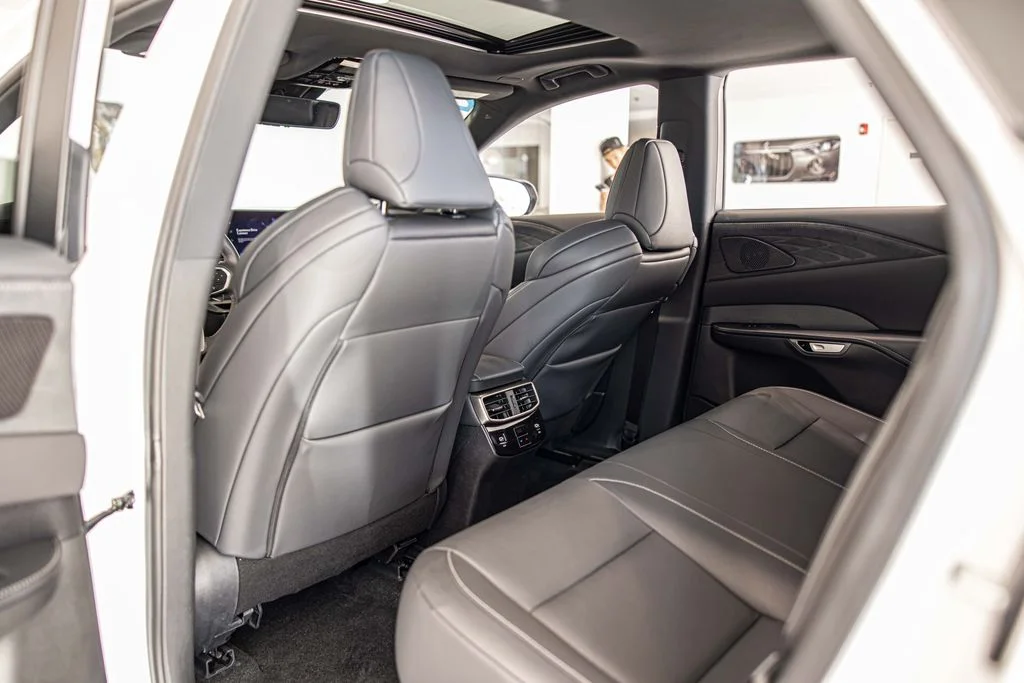 Used 2024 White Lexus 350 F Sport Handling image 31