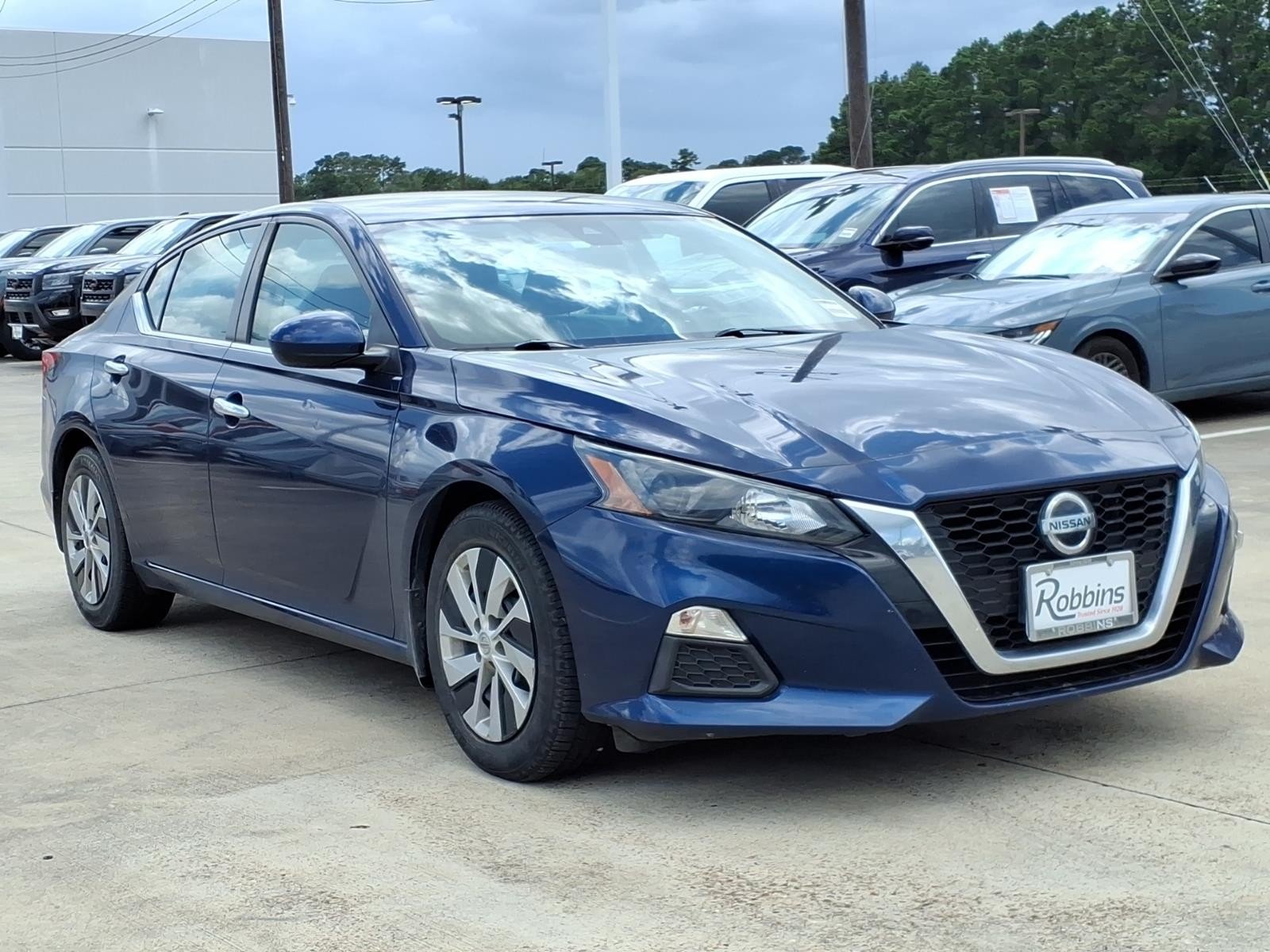 2022 Nissan Altima 2.5 S Blue at G Motors