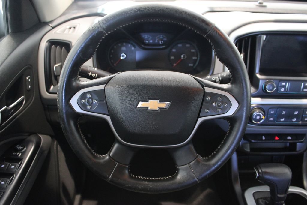Used 2020 White Chevrolet LT image 23