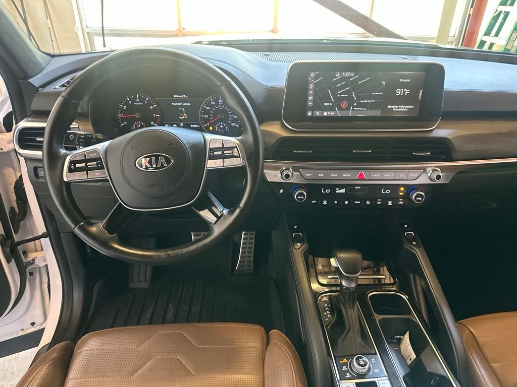 Used 2021 White Kia SX image 26