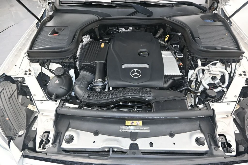 Used 2016  Mercedes-Benz GLC 300 image 22