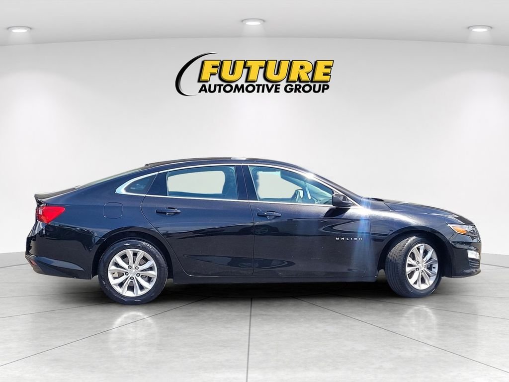 Used 2023 Black Chevrolet LT image 3