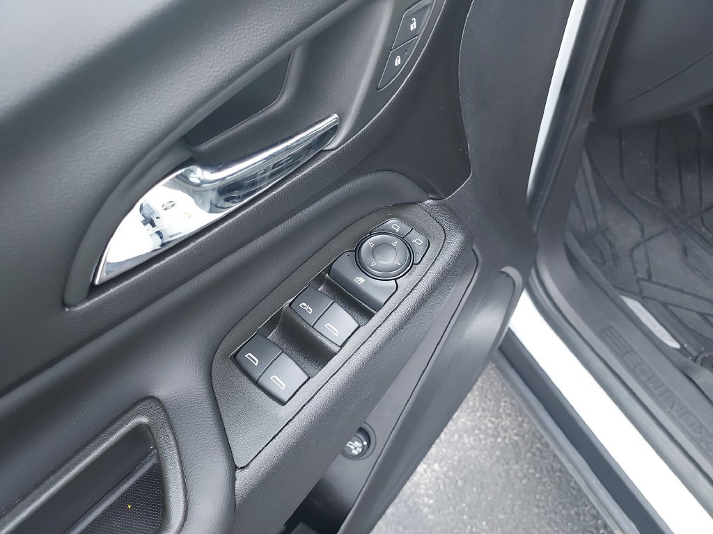 Used 2024 White Chevrolet LT image 11