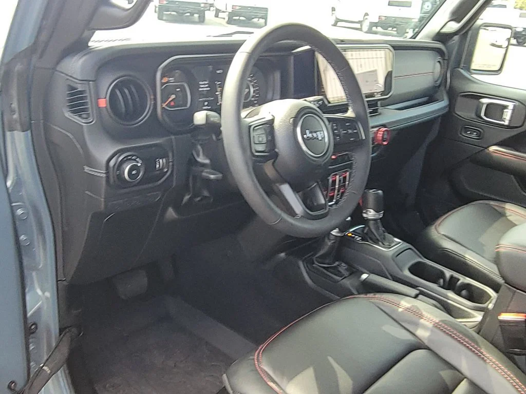 2025 Jeep Wrangler 4-Door Rubicon X - Photo 10