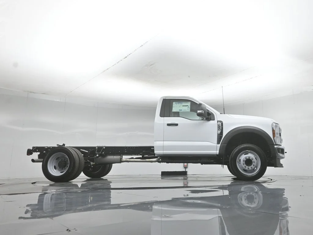 New 2026 White Ford XL image 45
