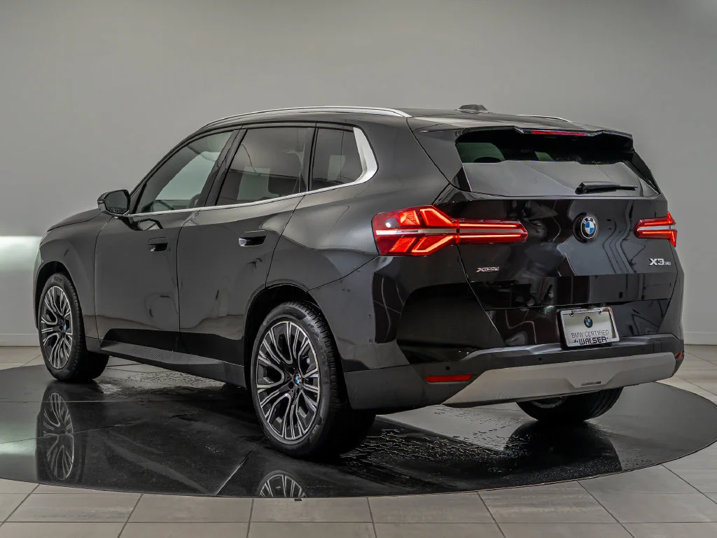 Certified Used 2025 Not Available BMW xDrive 30I image 7