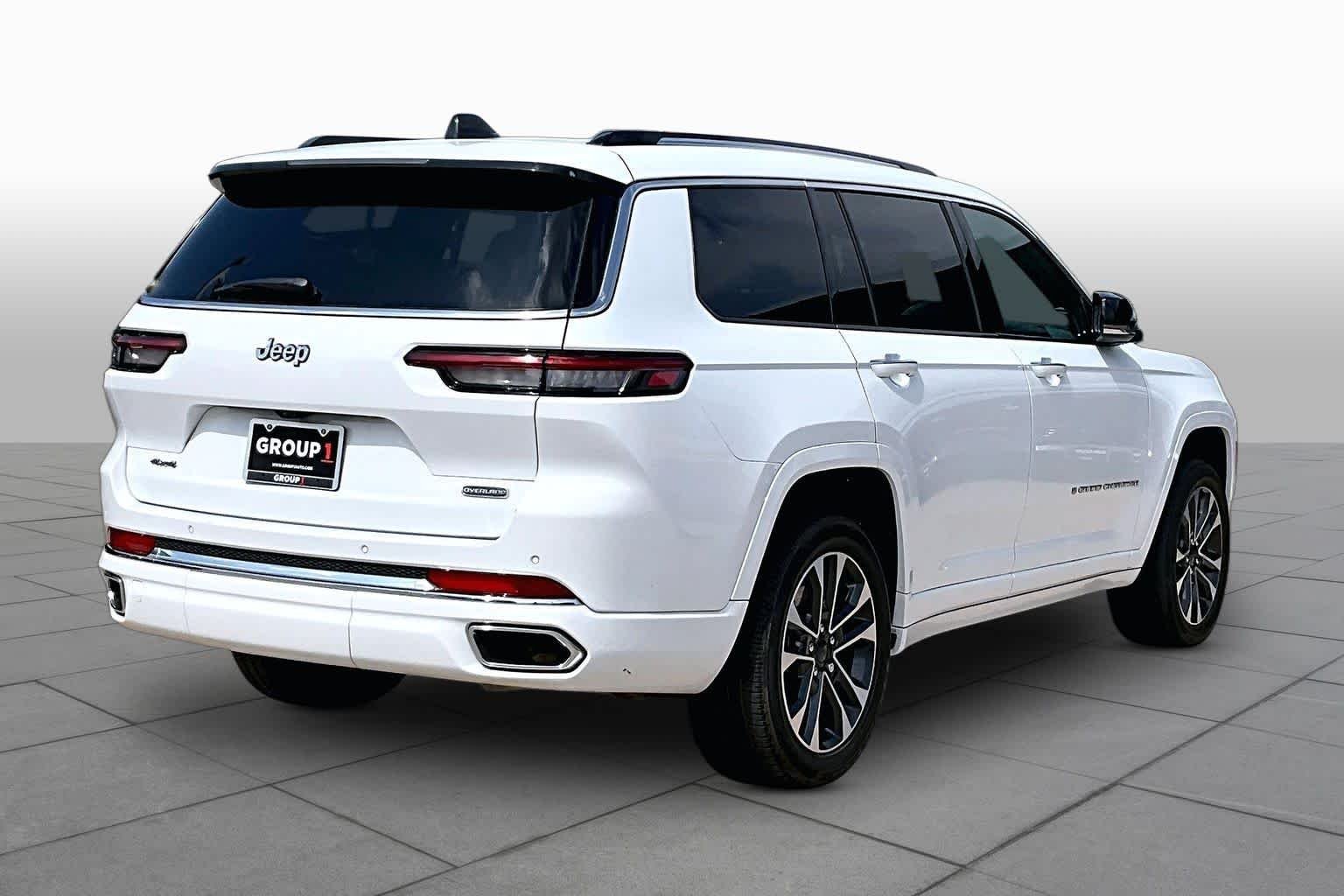 Used 2023 Bright White Clearcoat Jeep Overland image 13