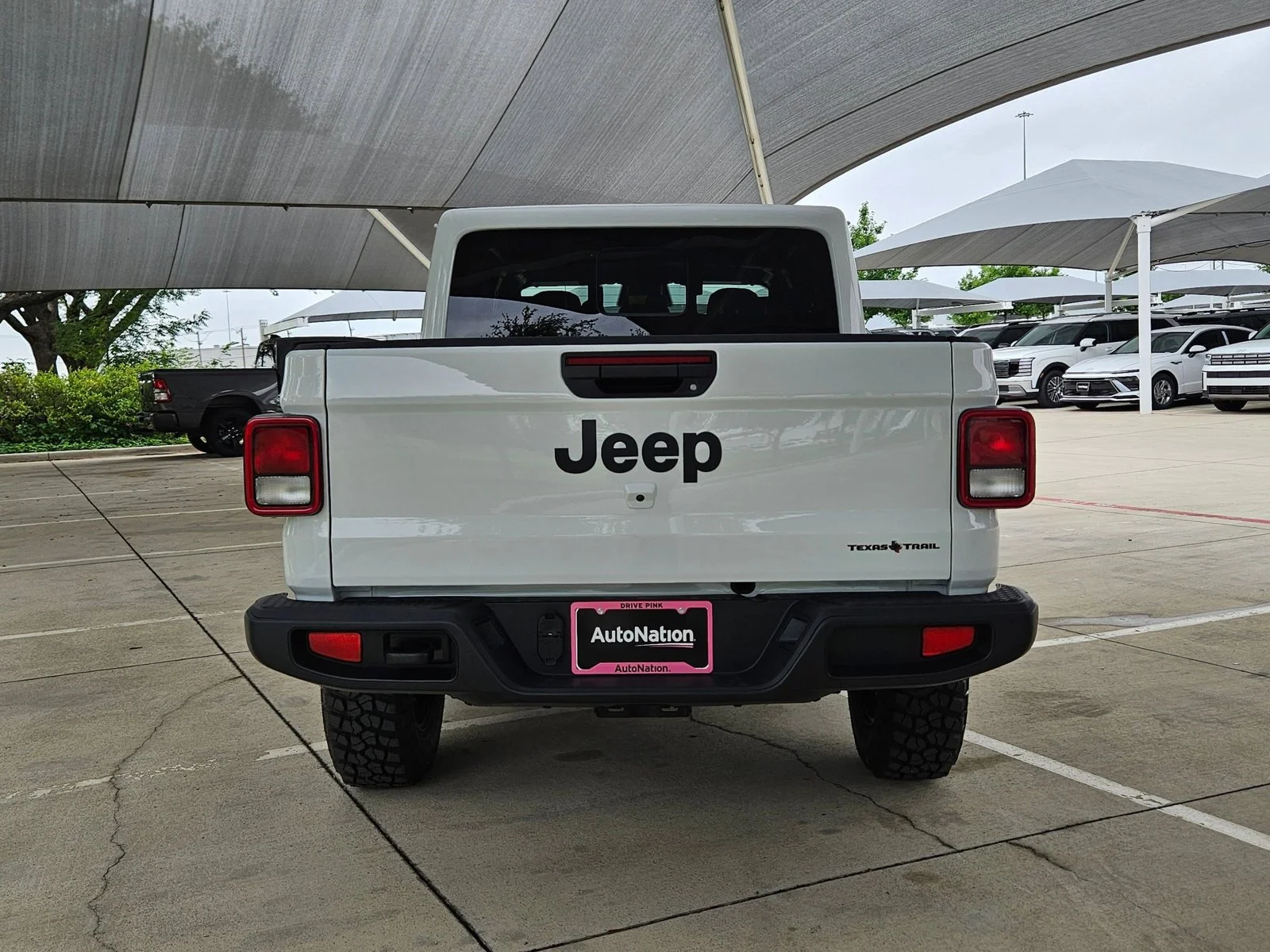 New 2026 Bright White Clearcoat Jeep Texas Trail image 8