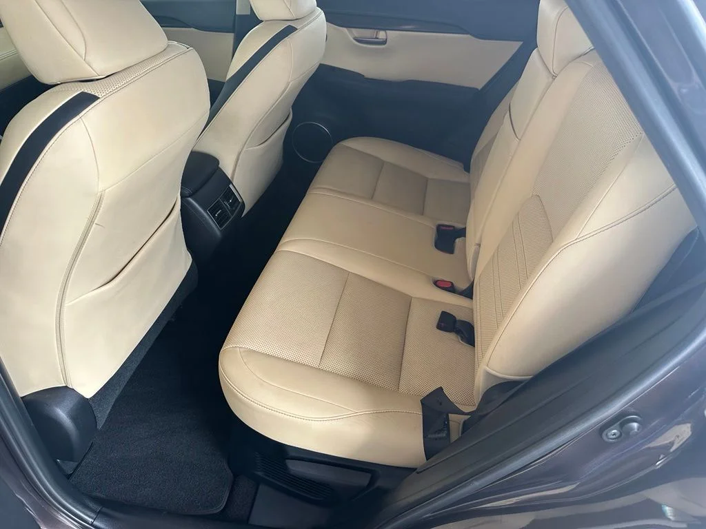 Used 2015 Red Lexus 200t image 30