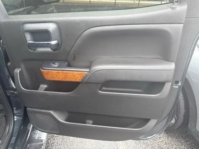 Used 2018 Gray Chevrolet High Country image 23