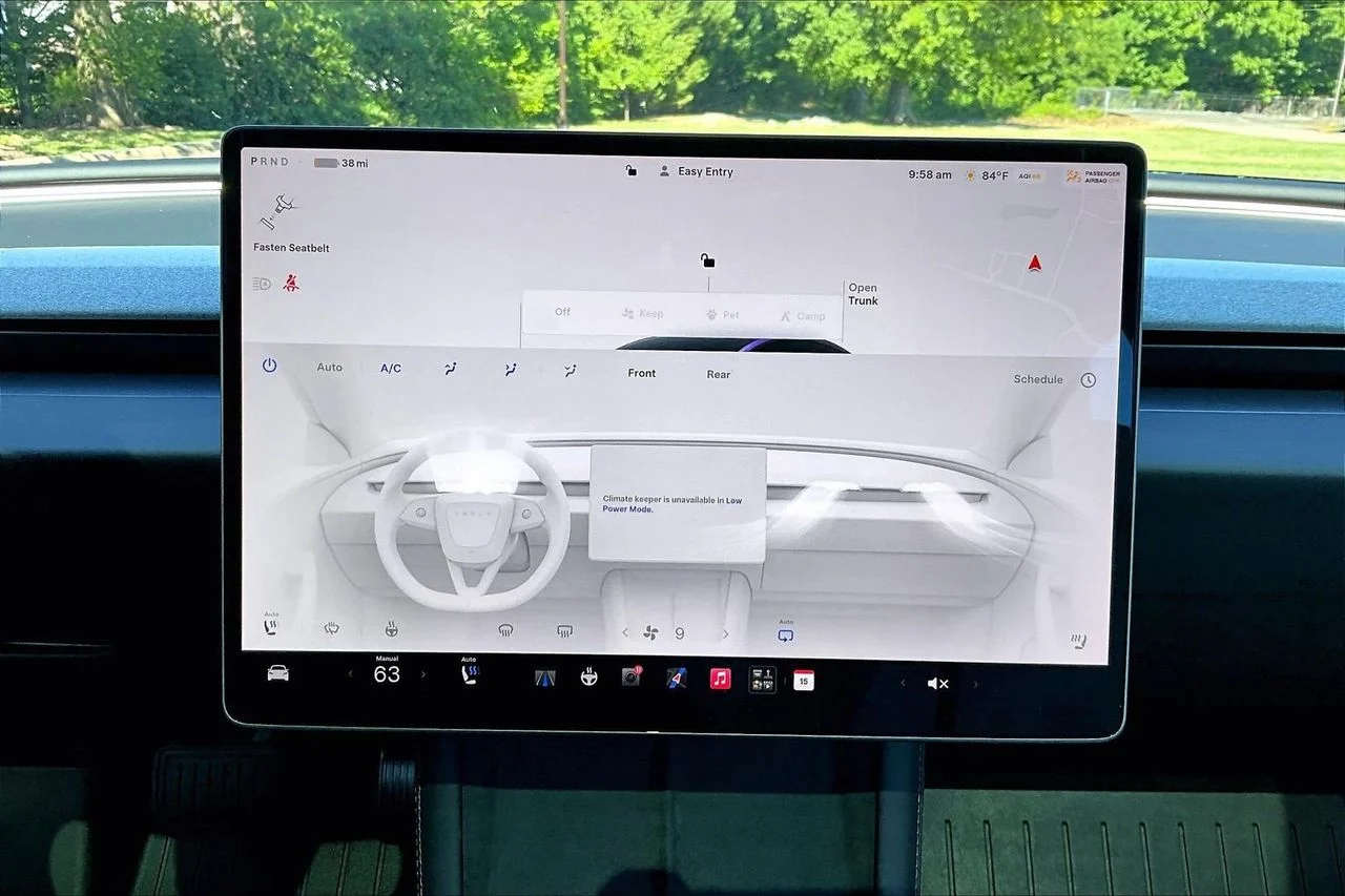 Used 2025  Tesla Long Range image 19