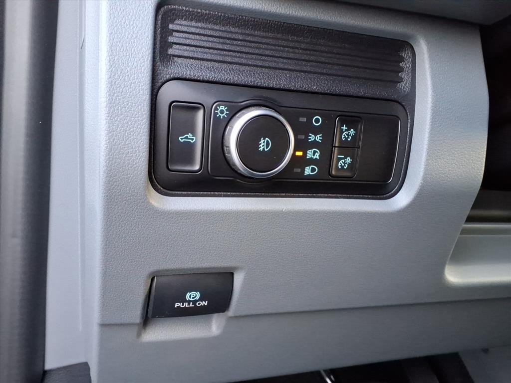New 2026 Carbonized Gray Metallic Ford F-250® XLT image 21