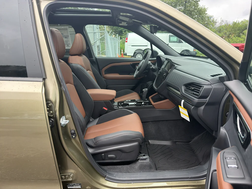 New 2026 AUTUMN GREEN METALLIC Subaru Touring Hybrid image 14