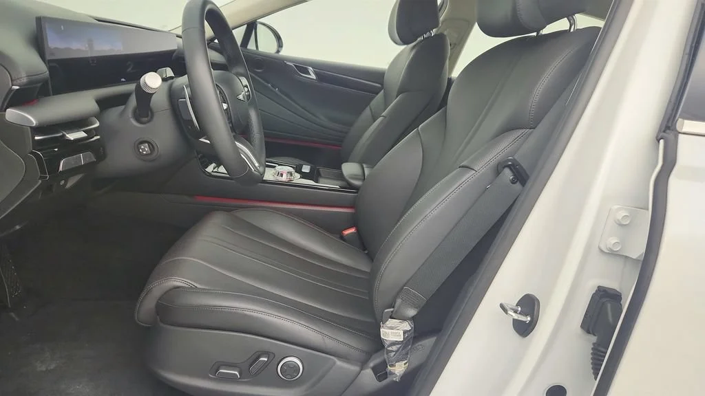 Used 2026  Genesis 2.5T image 14