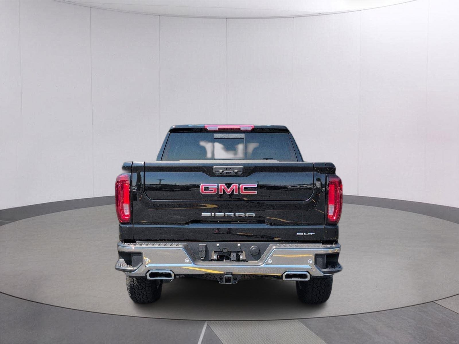 New 2026 Onyx Black GMC SLT image 4