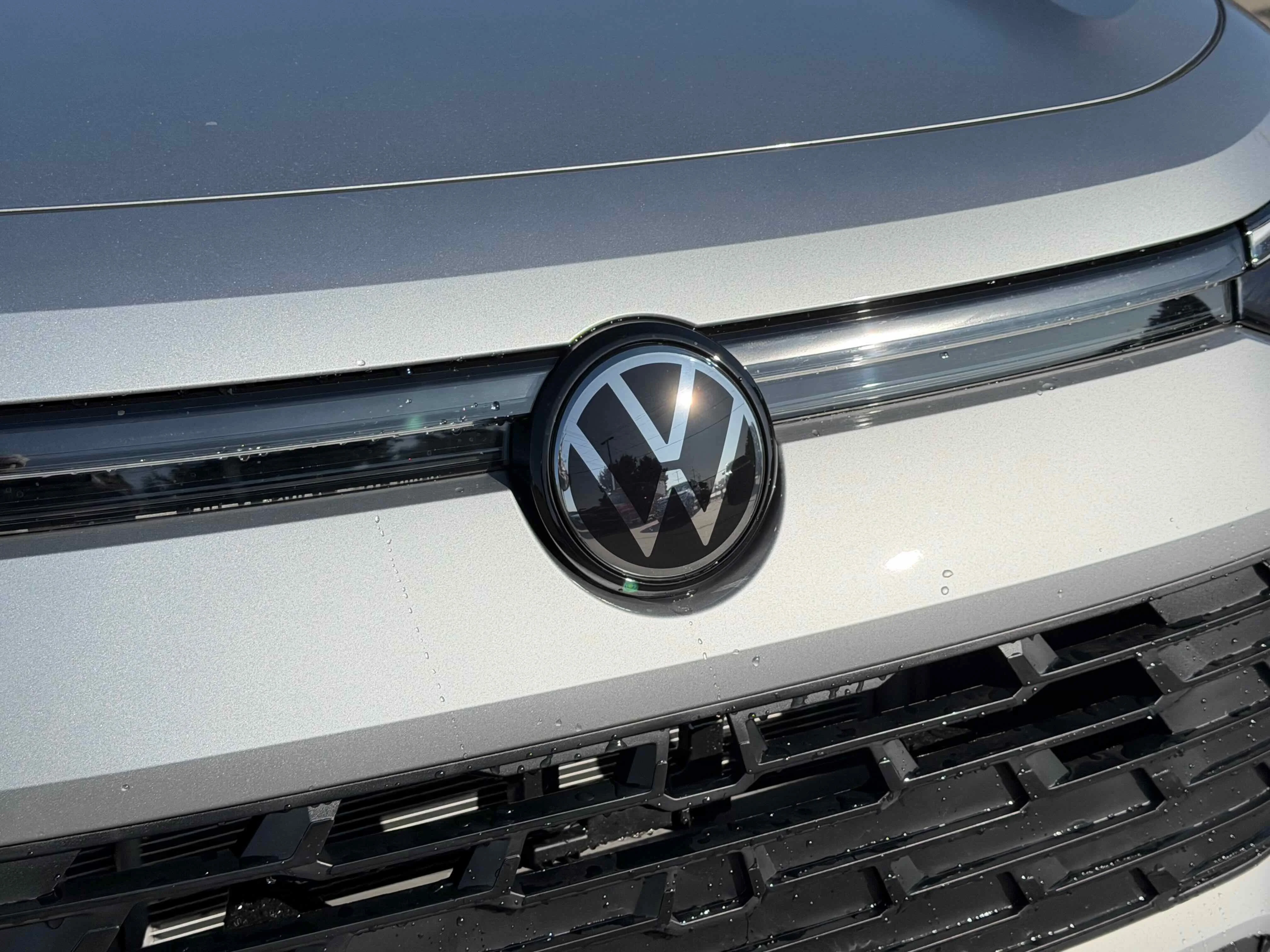 New 2026 Silver Volkswagen SE image 9