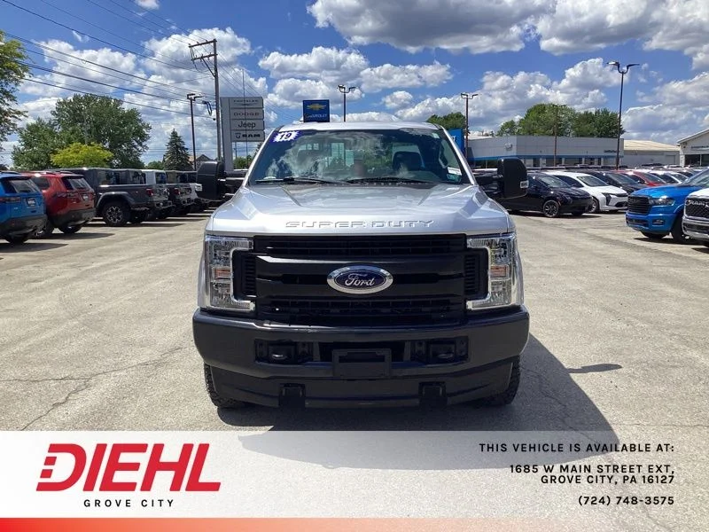 Used 2019 White Ford XL image 2